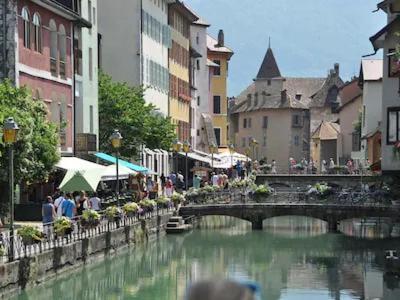 55 m²/ Chez LÔrette/ 250m LAKE/ PRIVATE PARKING Annecy Kültér fotó